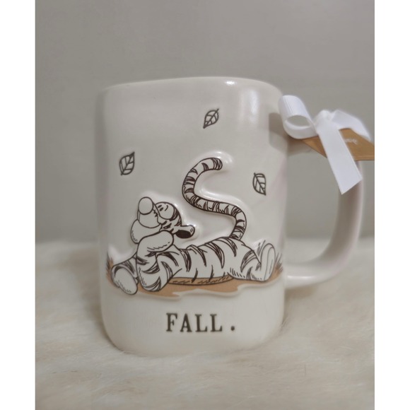 Disney Rae Dunn Winnie the Pooh Tigger Fall Coffee Mug Cup 2025 NWT - Picture 1 of 3